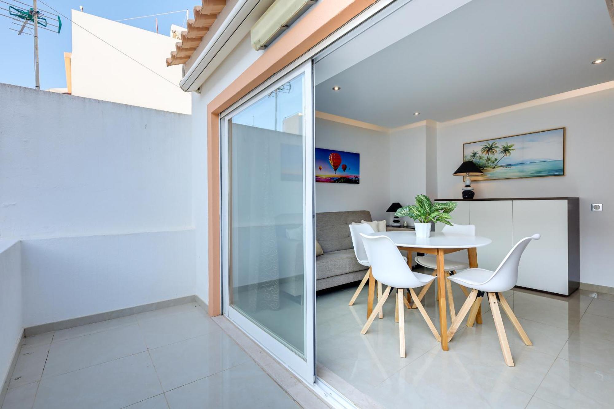 Ferienhaus Casa Maguy - Terrace & Seaview Albufeira